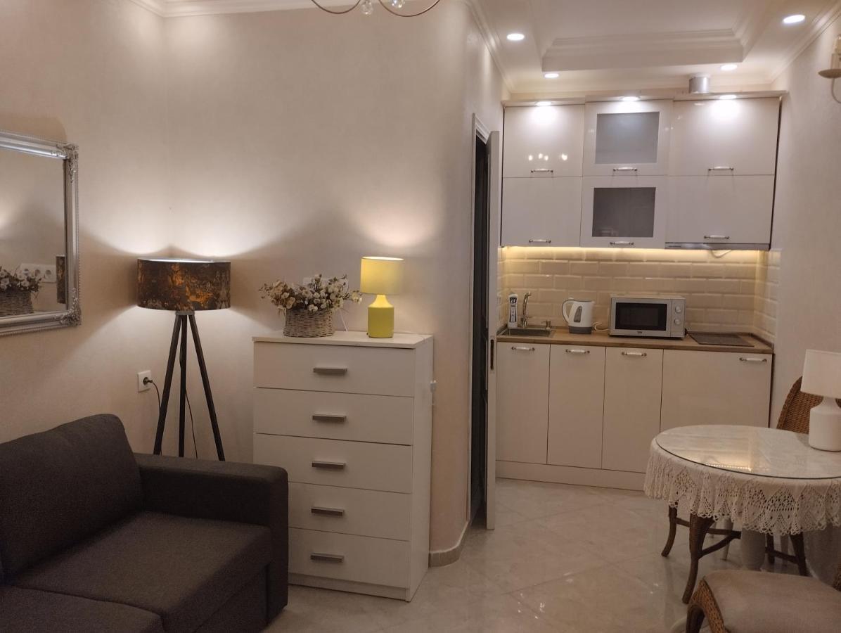 Room In Sololaki ティビリシ エクステリア 写真